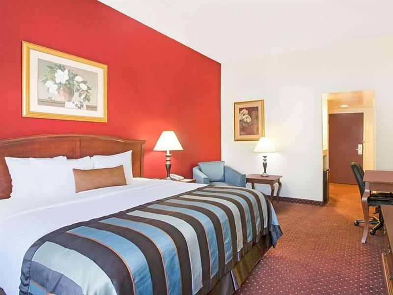Holiday Inn Express & Suites - Mobile - I-65 By Ihg Exterior foto