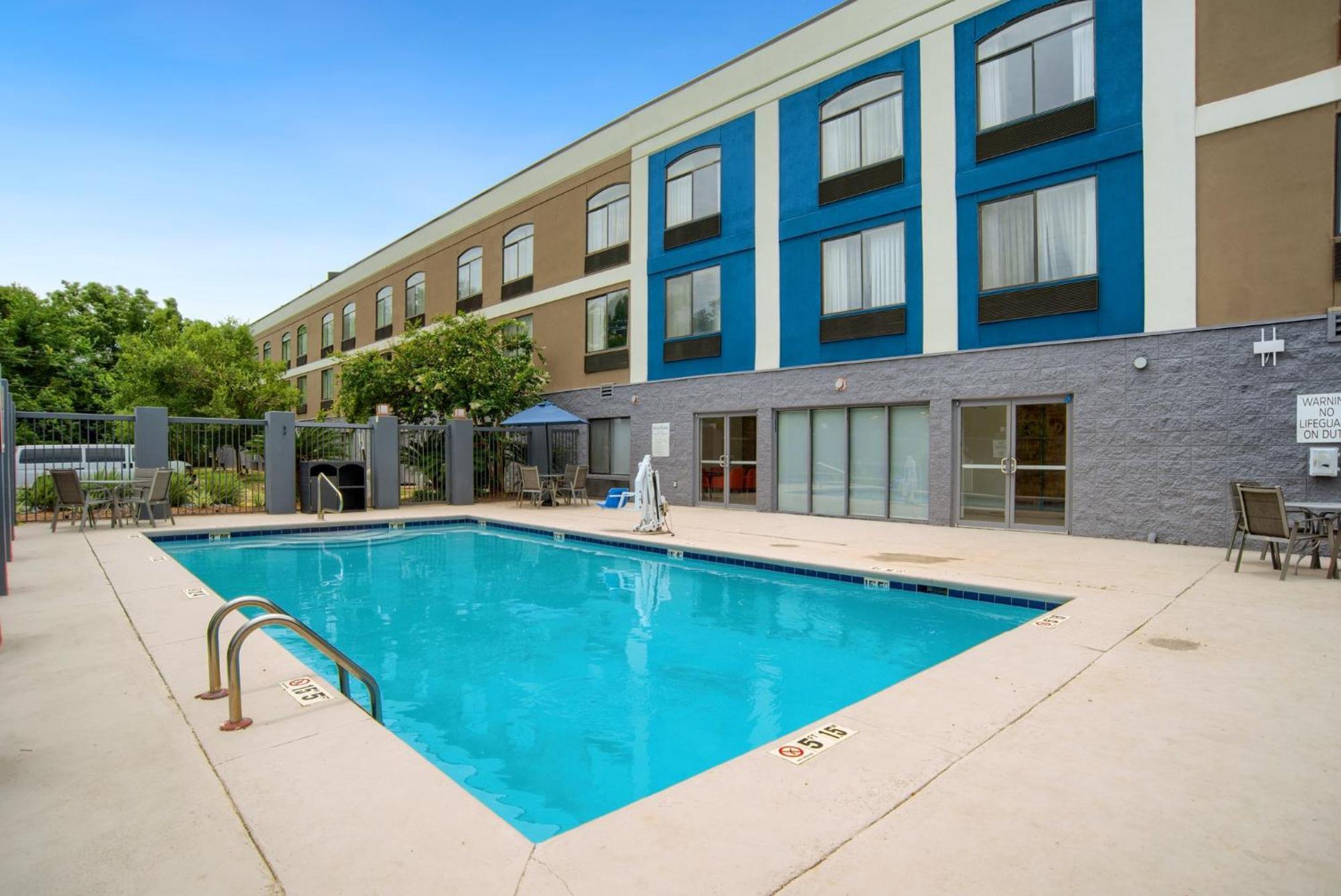 Holiday Inn Express & Suites - Mobile - I-65 By Ihg Exterior foto